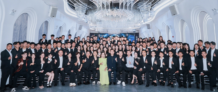 与众网络，致力于新美亚经营升级